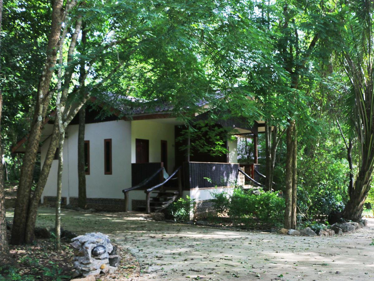 Baan Maka Nature Lodge Kaeng Kachan Exteriör bild